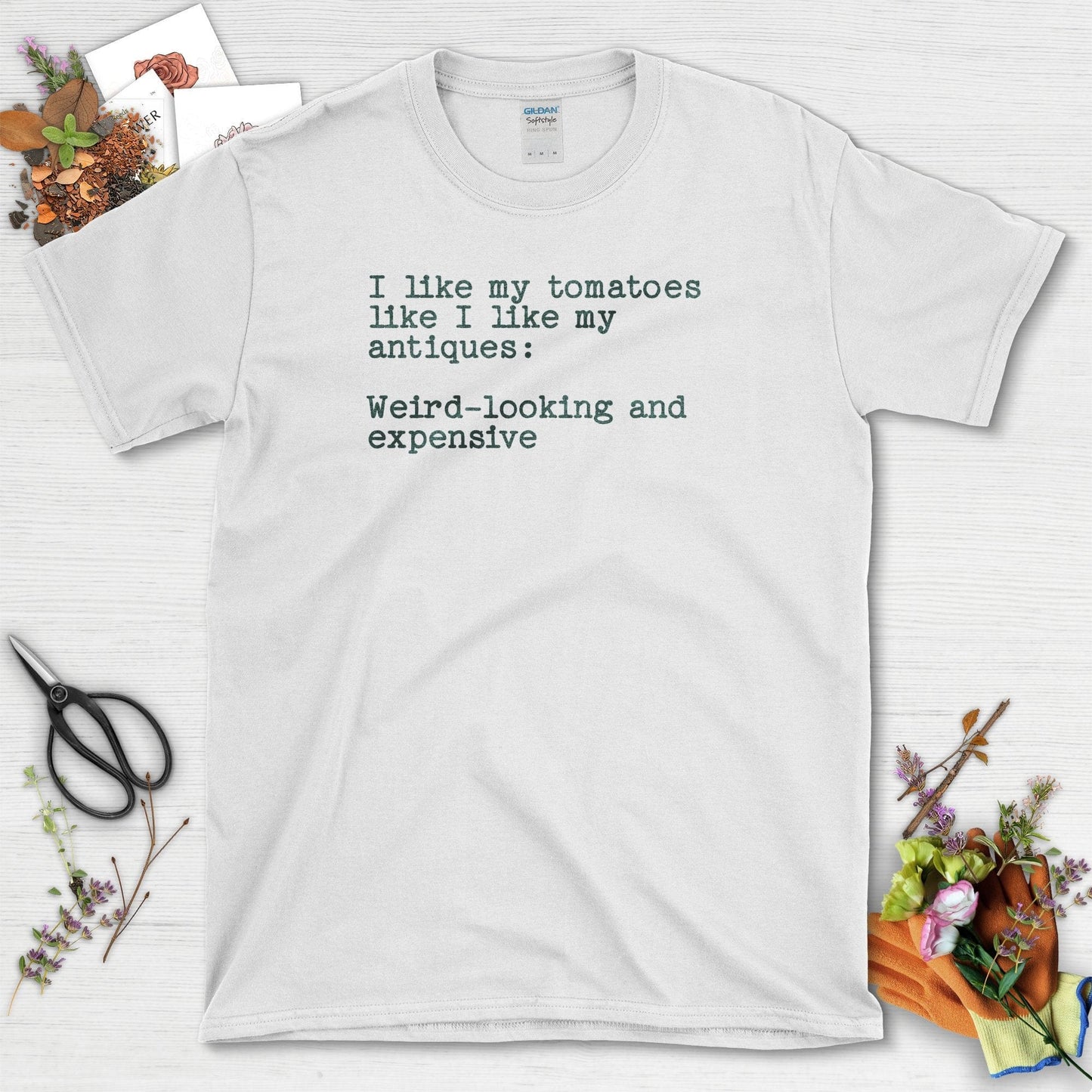 Antique Tomato Lovers T-Shirt White / S T-Shirt