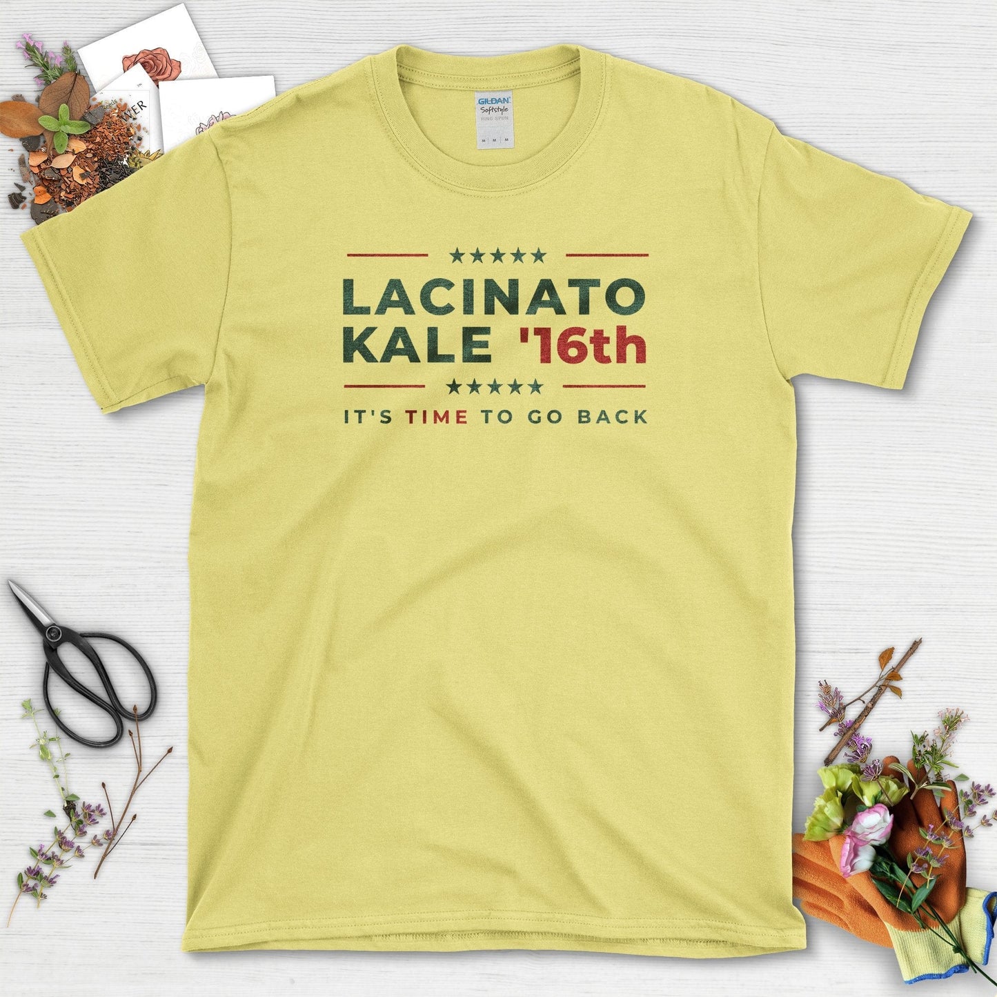Lacinato Kale T-Shirt Cornsilk / S T-Shirt