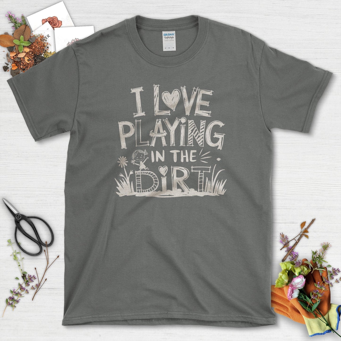 Loves to Play in Dirt T-Shirt Charcoal / S T-Shirt