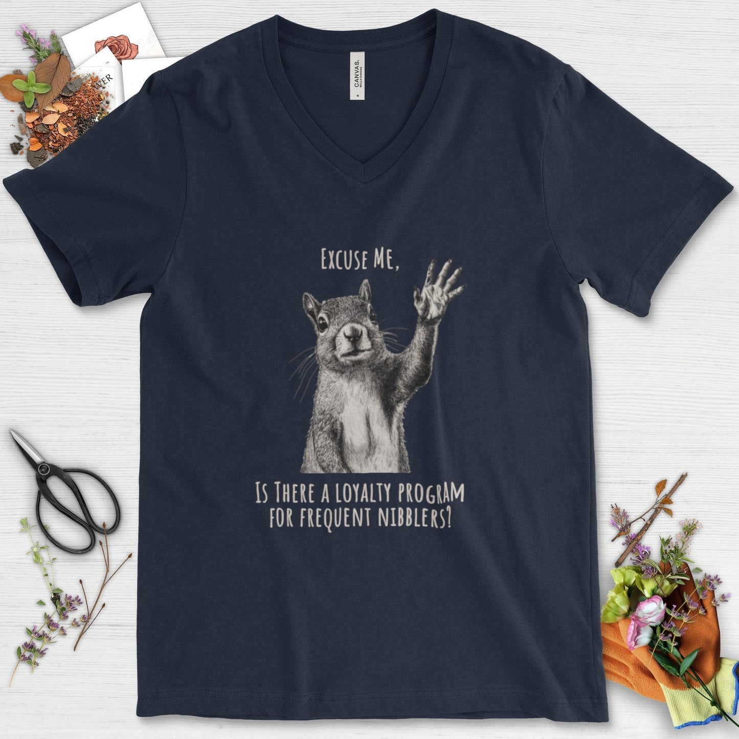 Loyalty Program Frequent Nibblers V-Neck Navy / S Physical Item