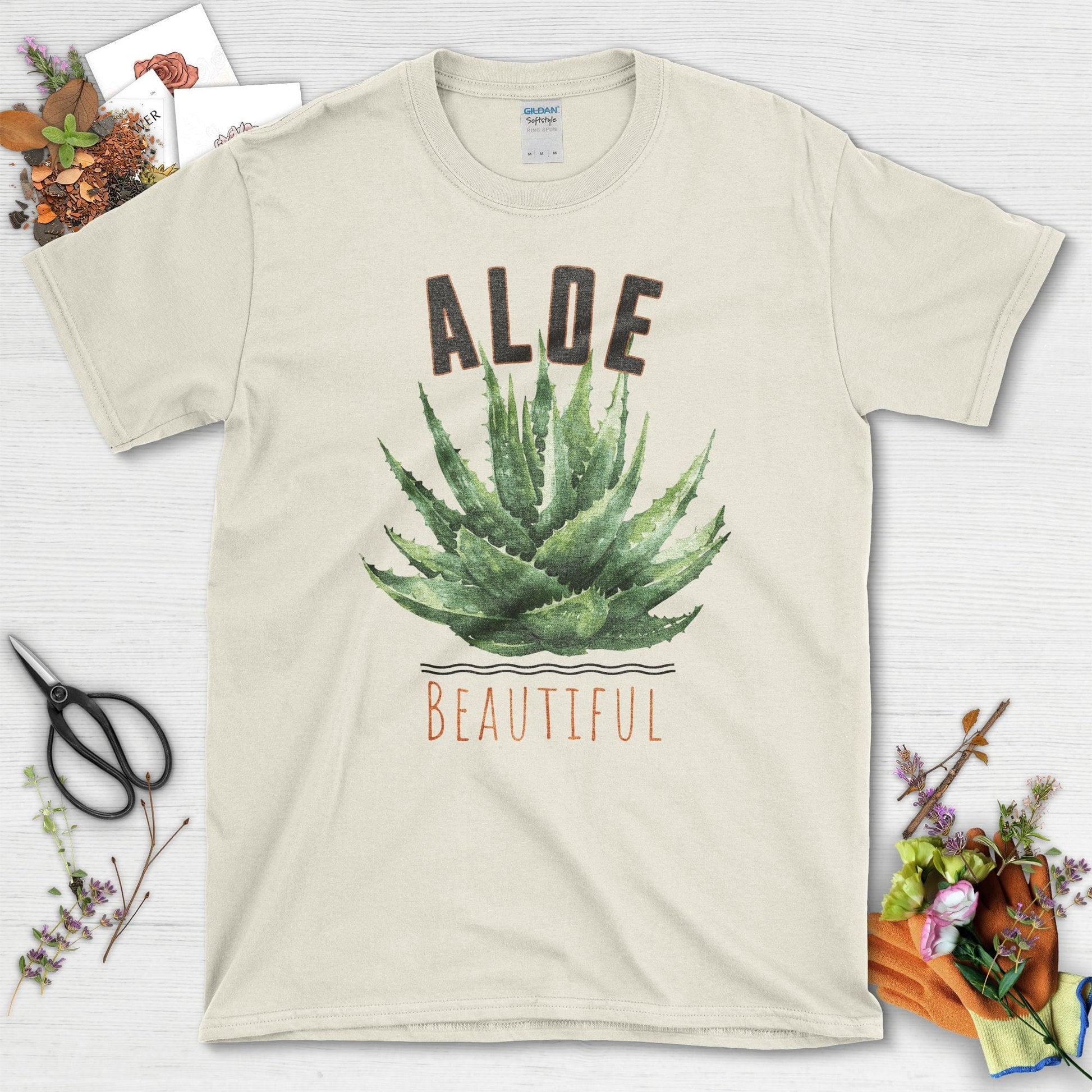 Aloe Beautiful Artistic Garden Plant Graphic T-Shirt Natural / S T-Shirt