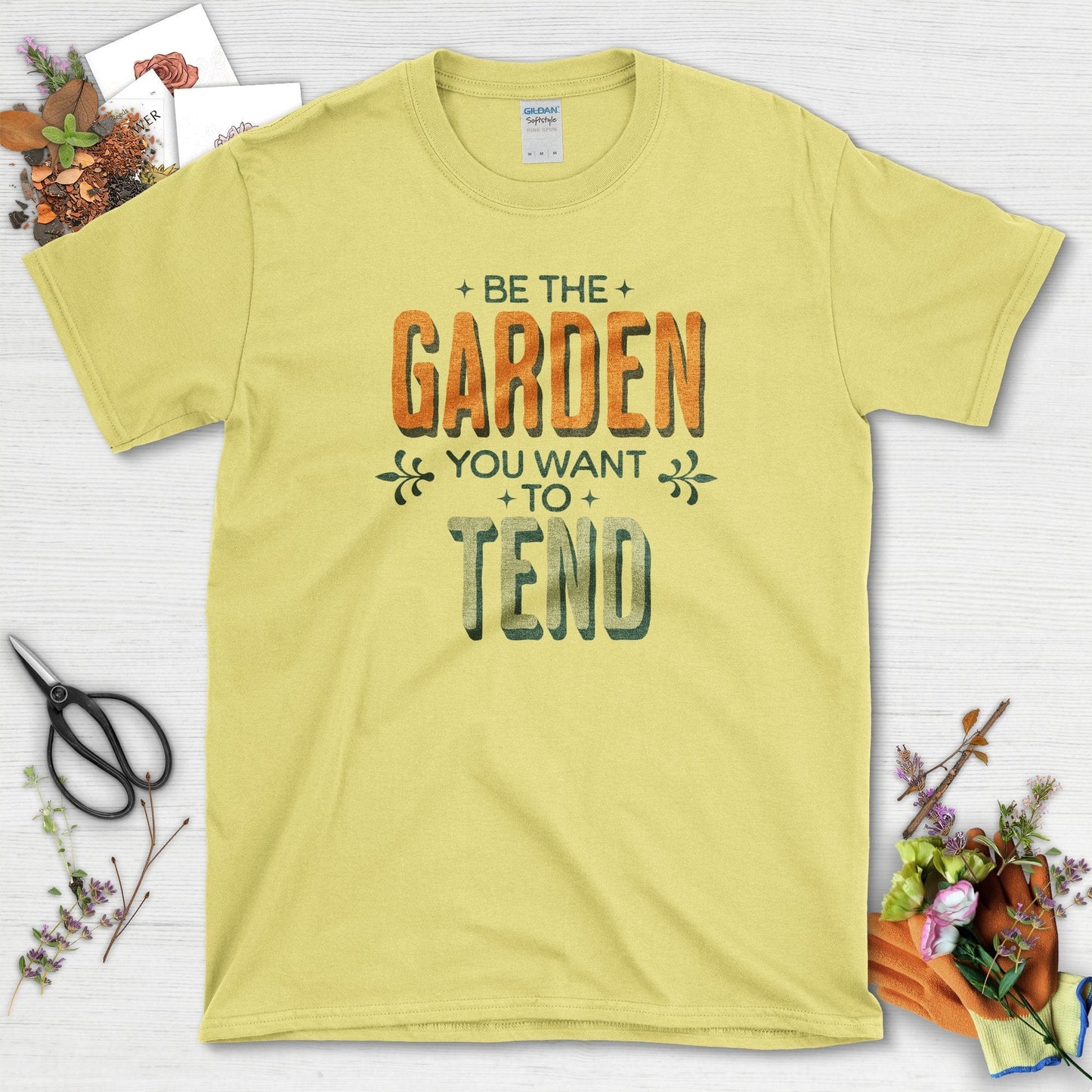 Be The Garden T-Shirt Cornsilk / S T-Shirt