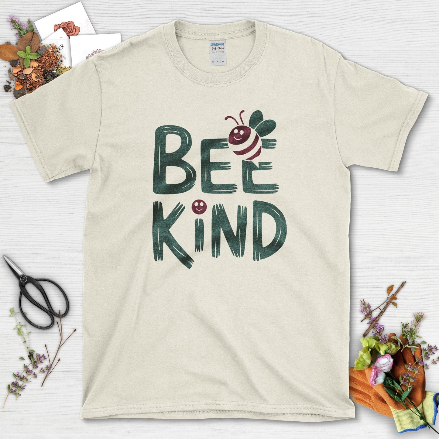 Bee Kind T-Shirt Natural / S Physical Item