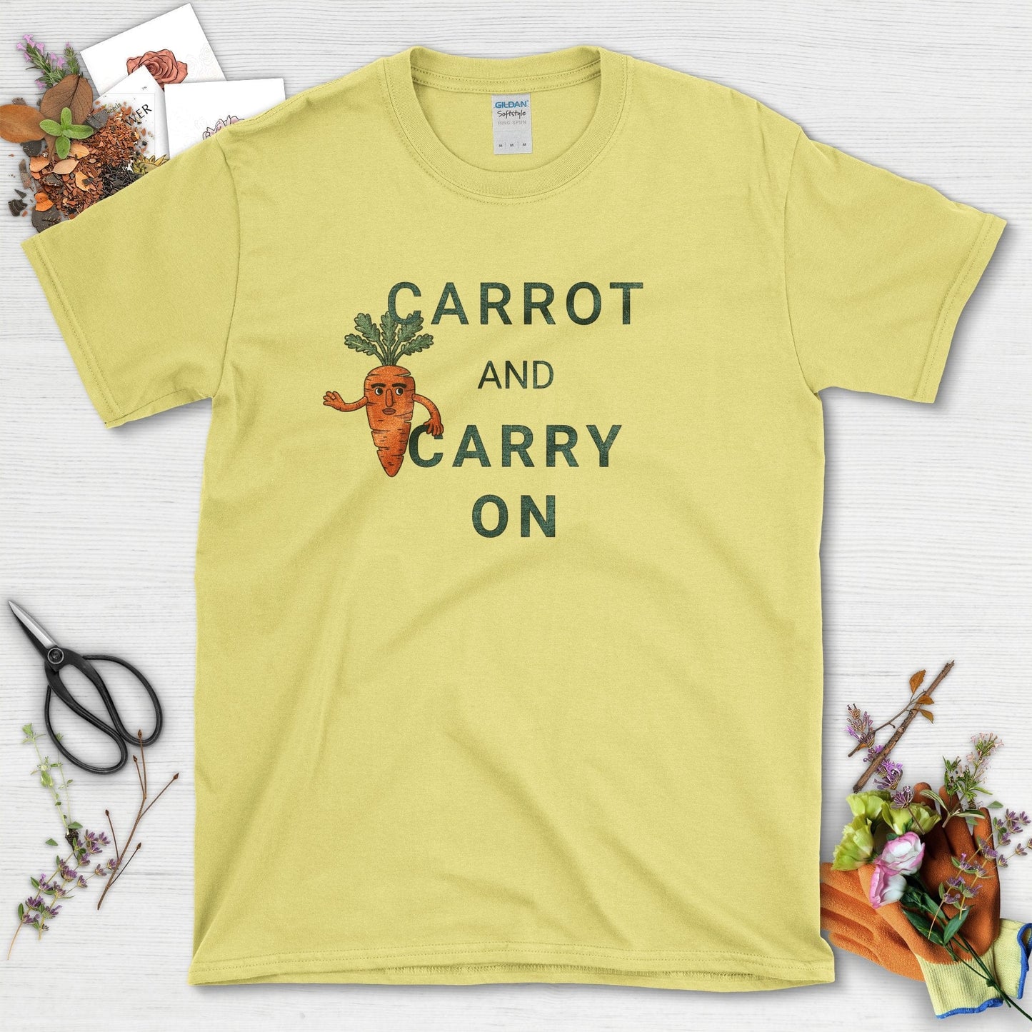 Carrot and Carry On T-Shirt Cornsilk / S T-Shirt