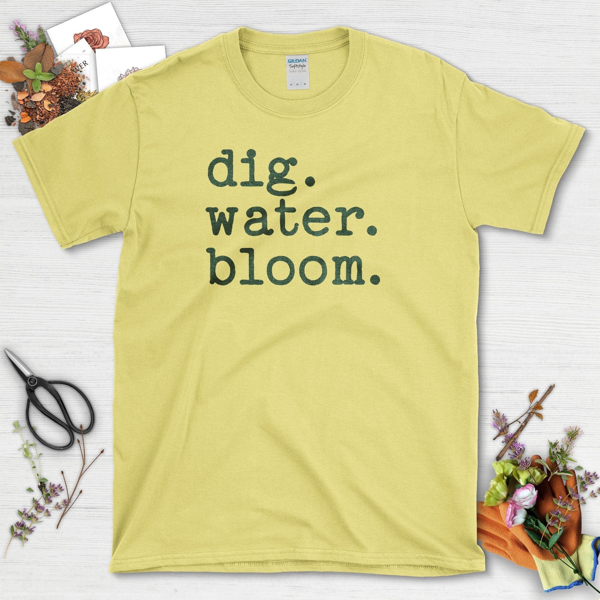 Dig Water Bloom T-Shirt Cornsilk / S T-Shirt