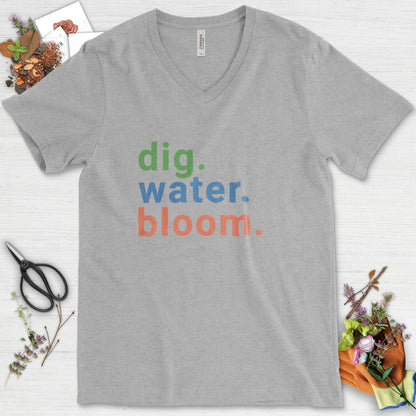 Dig Water Bloom V-Neck Athletic Heather / S T-Shirt