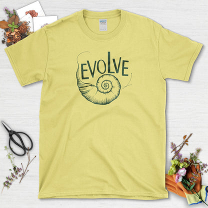 Evolve Snail T-Shirt Cornsilk / S T-Shirt