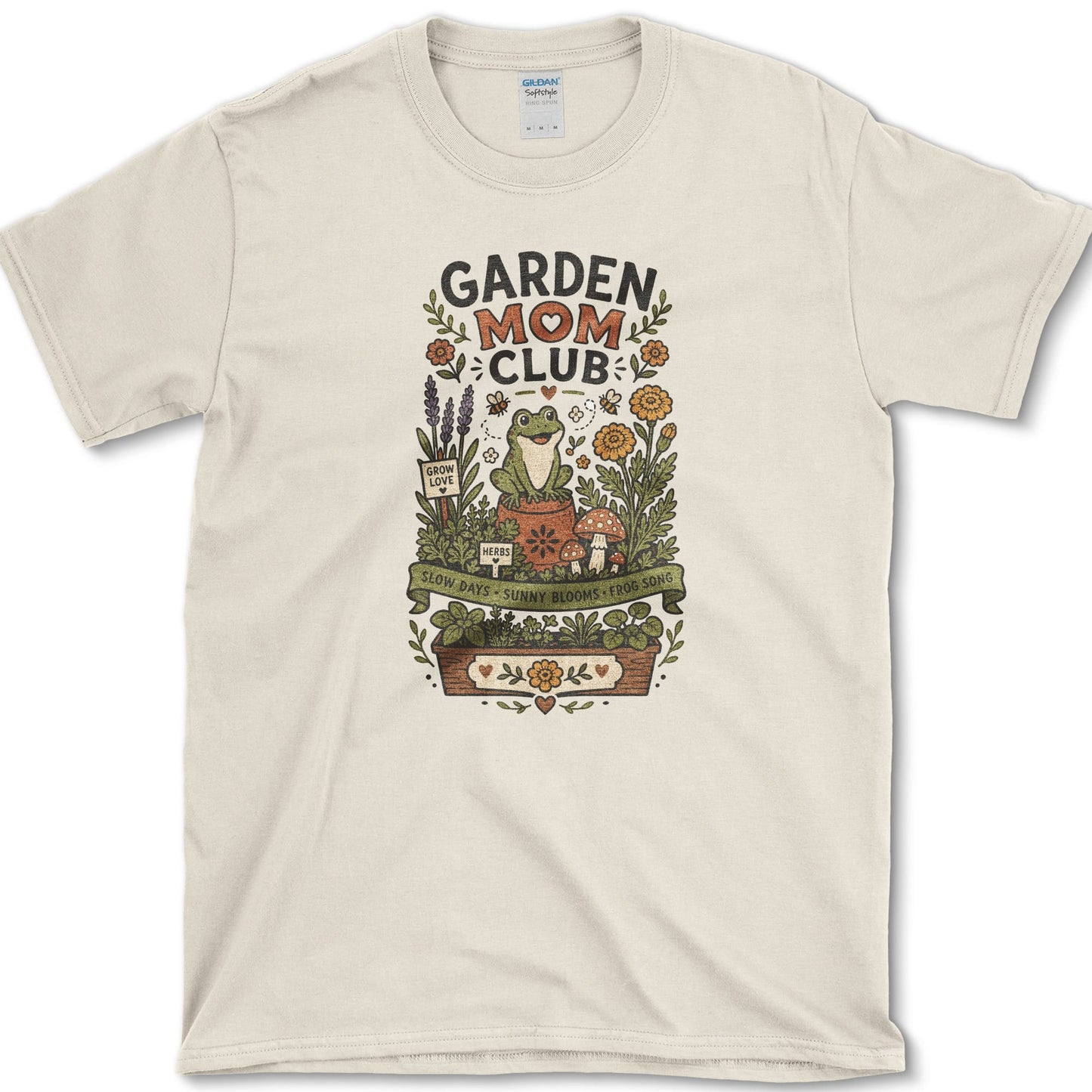 Garden Mom Club T-Shirt Natural / S Essential Tees