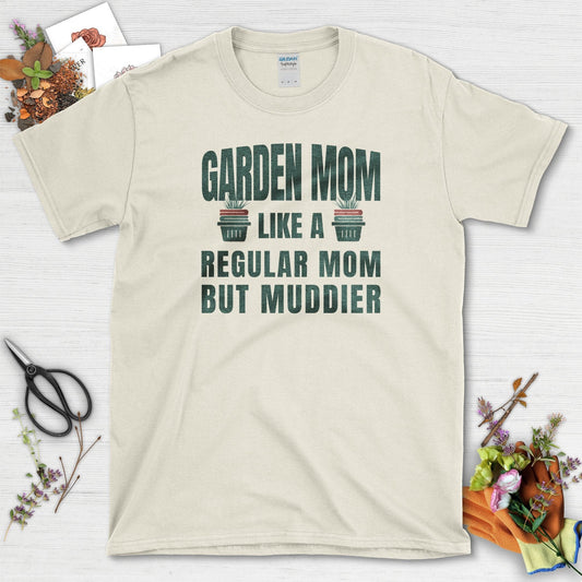 Garden Mom Muddy T-Shirt Natural / S T-Shirt