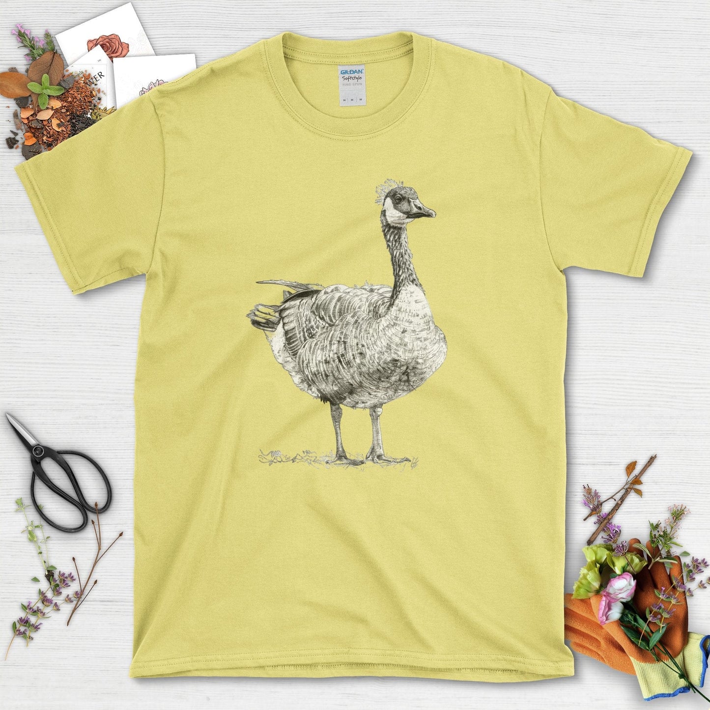 Goose Illustration T-Shirt Cornsilk / S T-Shirt