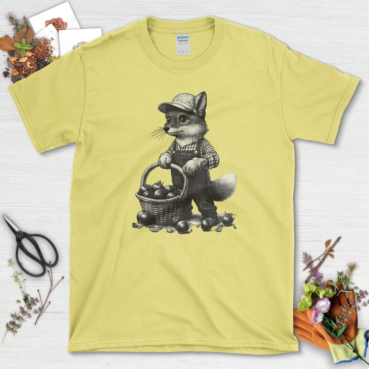 Heirloom Gardening Fox T-Shirt Cornsilk / S T-Shirt