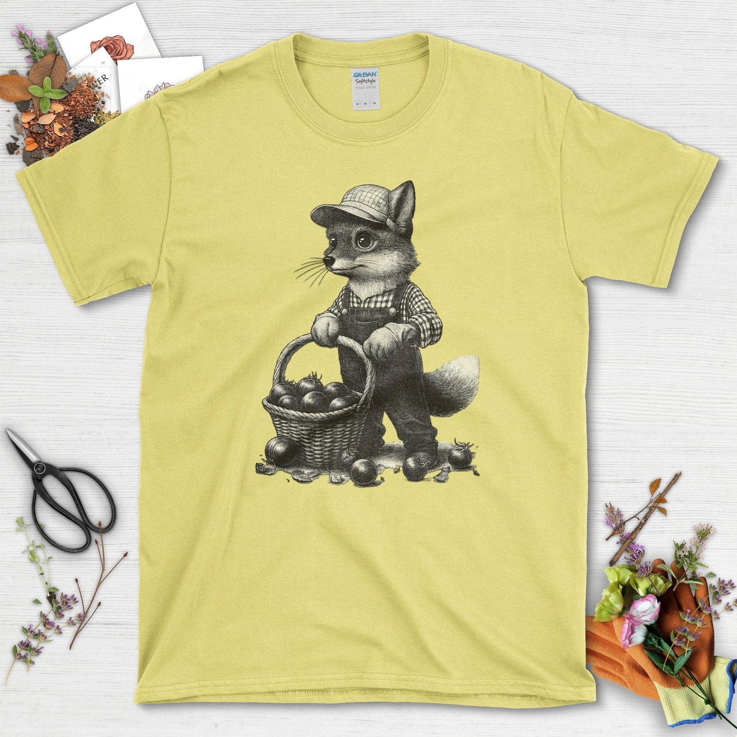 Heirloom Gardening Fox T-Shirt Cornsilk / S T-Shirt