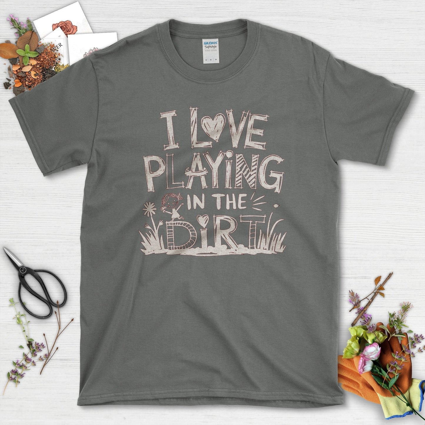 I Love Playing in Dirt T-Shirt Charcoal / S T-Shirt