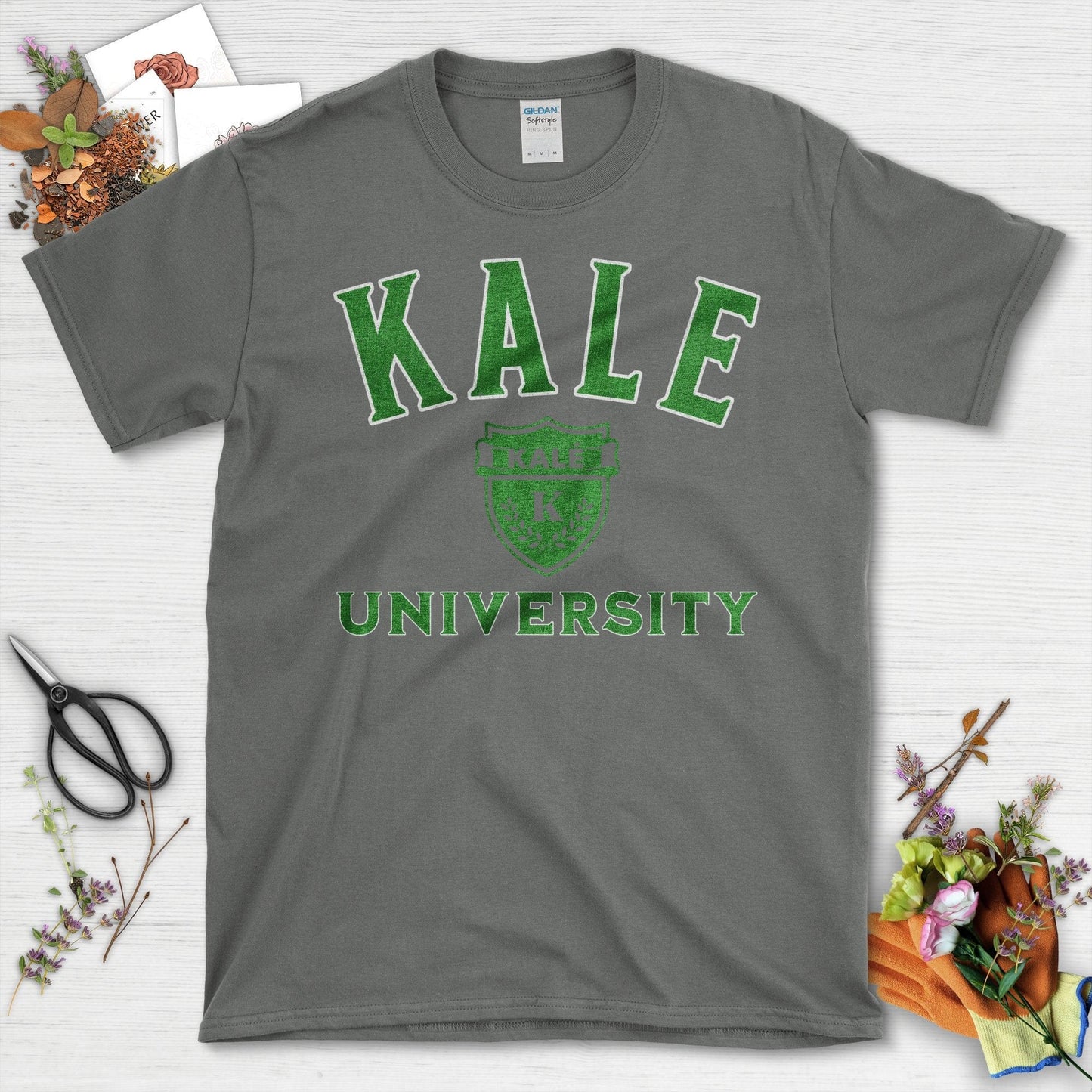 Kale University Logo Graphic Green Print T-Shirt Charcoal / S T-Shirt