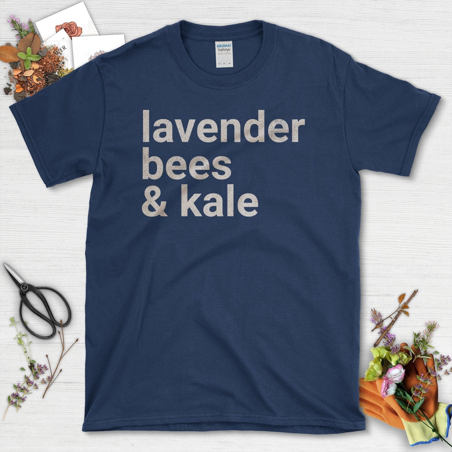 Lavender Bees and Kale Statement Graphic T-Shirt Navy / S T-Shirt