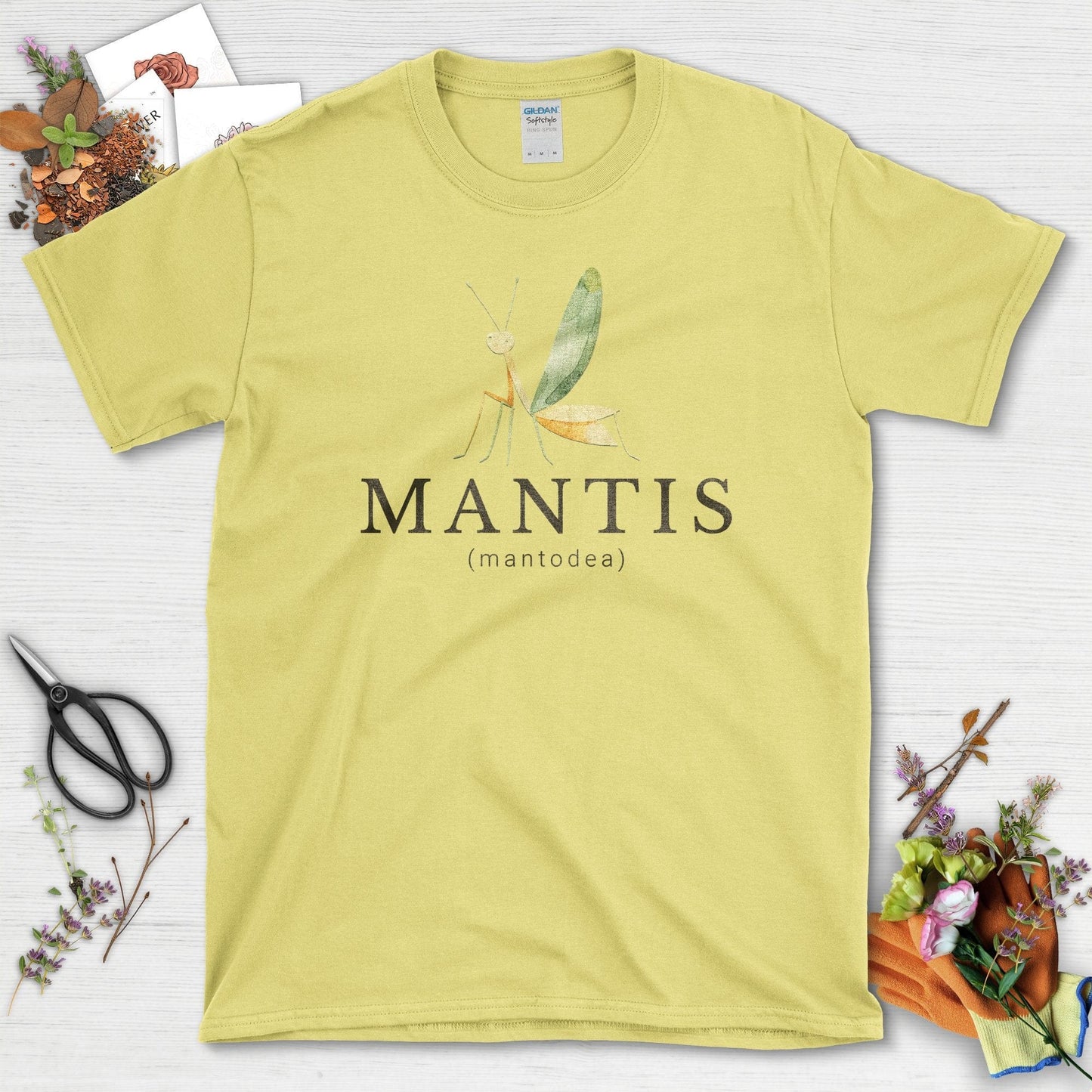 Mantis Mantodea T-Shirt Cornsilk / S T-Shirt