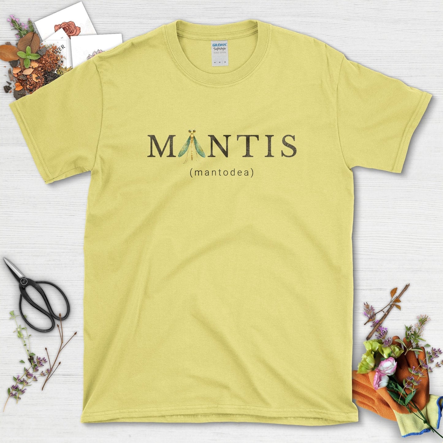 Mantis Mantodea T-Shirt Cornsilk / S T-Shirt