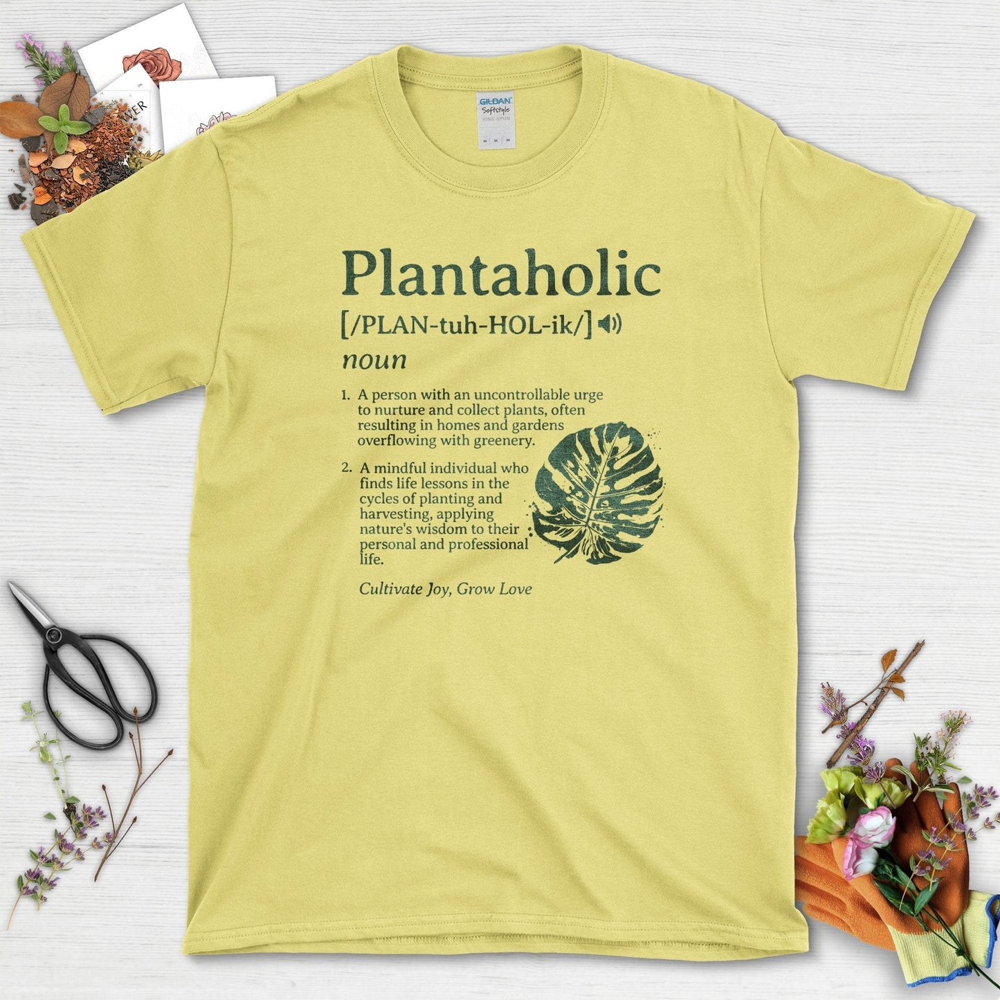 Plantaholic Definition T-Shirt Cornsilk / S T-Shirt