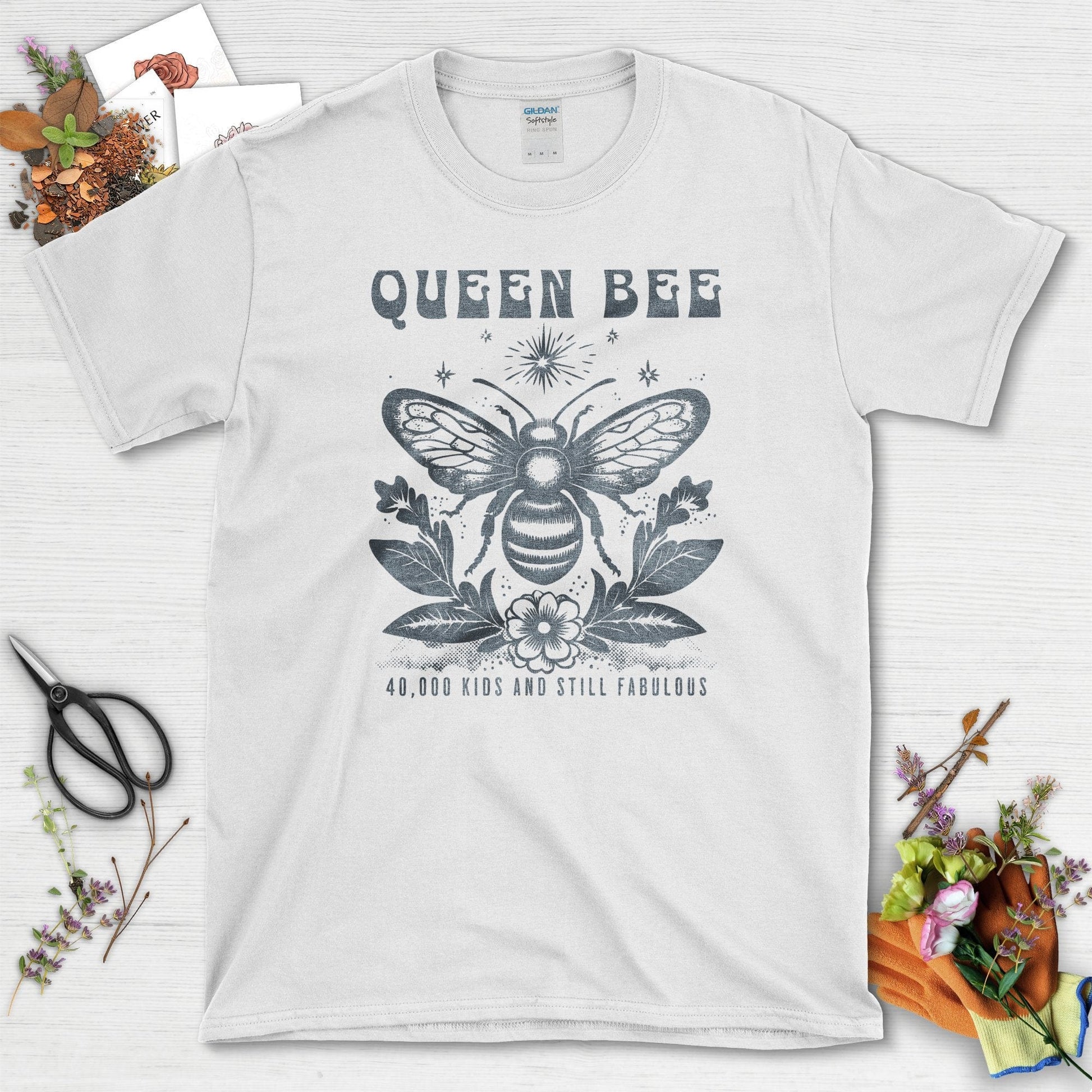 Queen Bee Garden T-Shirt White / S T-Shirt