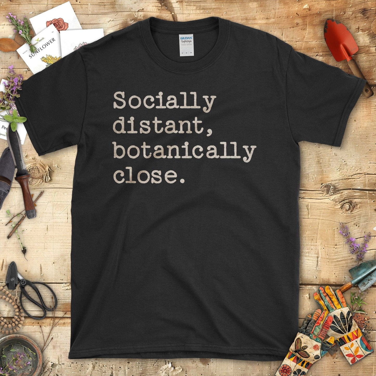 Socially distant botanically close statement T-Shirt Black / S T-Shirt