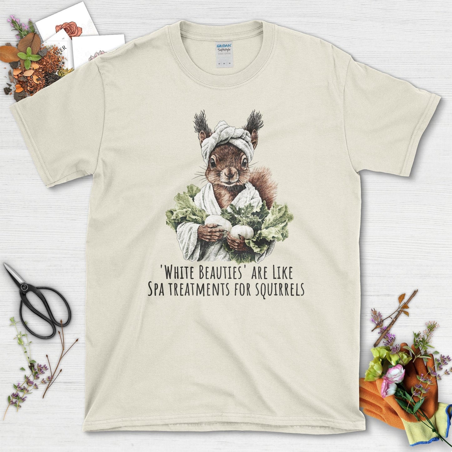 Spa Treatments Squirrel T-Shirt Natural / S T-Shirt