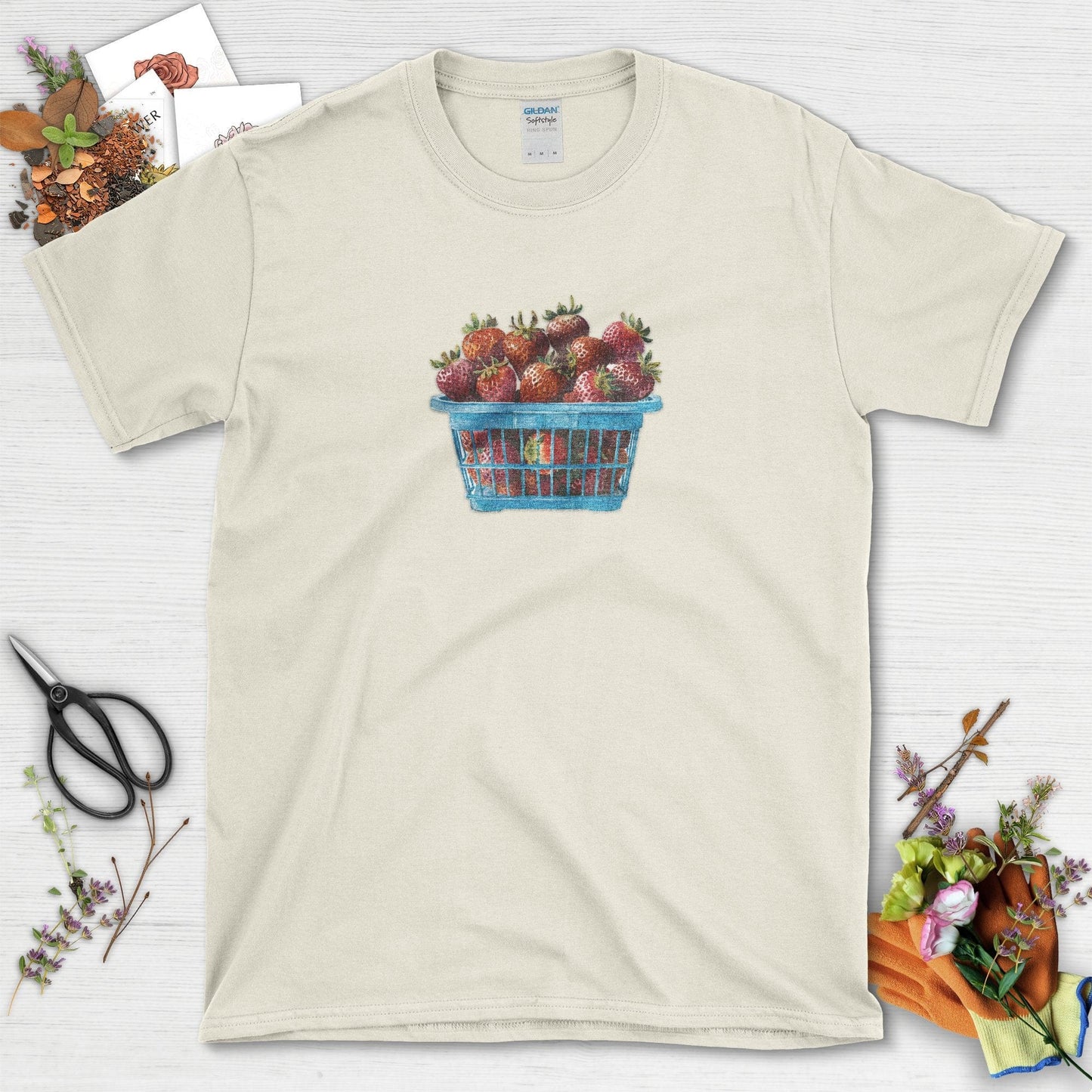 Strawberry Harvest T-Shirt Natural / S T-Shirt