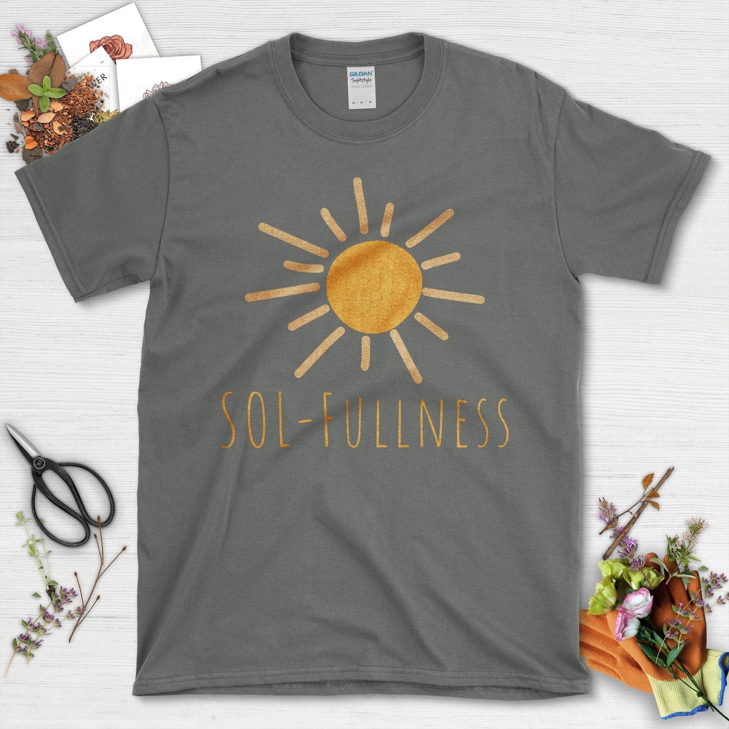 Vintage Sol-Fullness Graphic Sun Design T-Shirt Charcoal / S T-Shirt